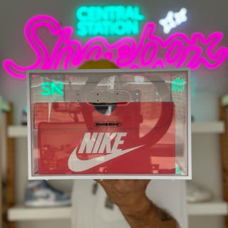SB SNEAKER DISPLAY CASE